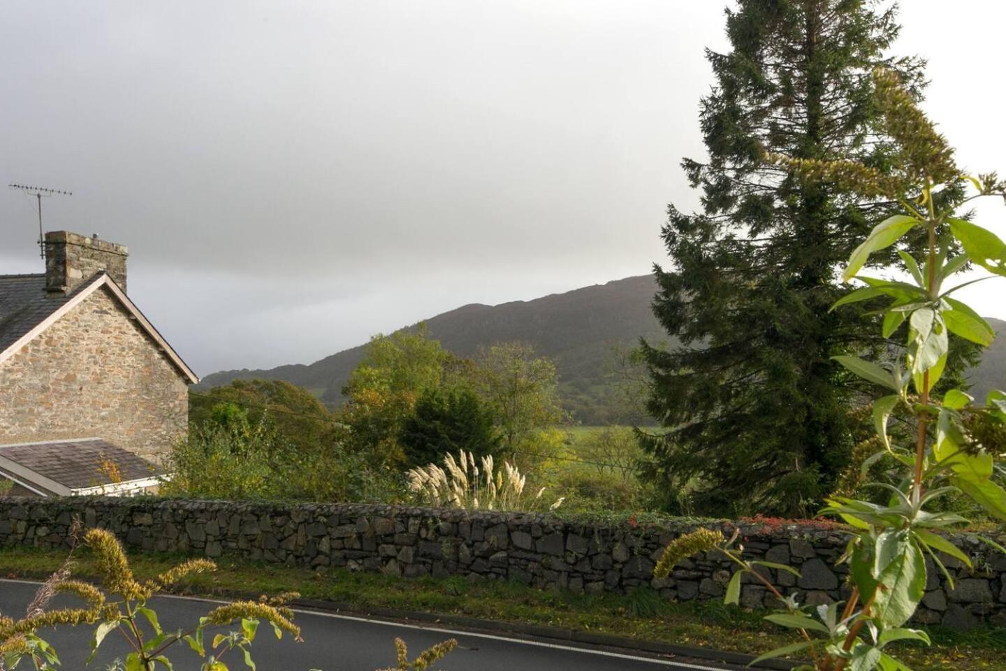 Luxury Home 10 Min To Snowdonia Football Table Tremadog Екстериор снимка